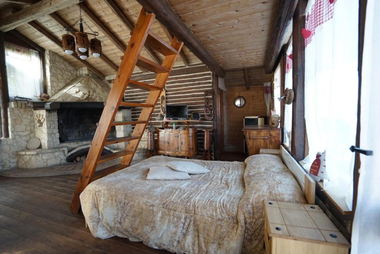Chalet Il Vecchio Olmo Gagliano Aterno